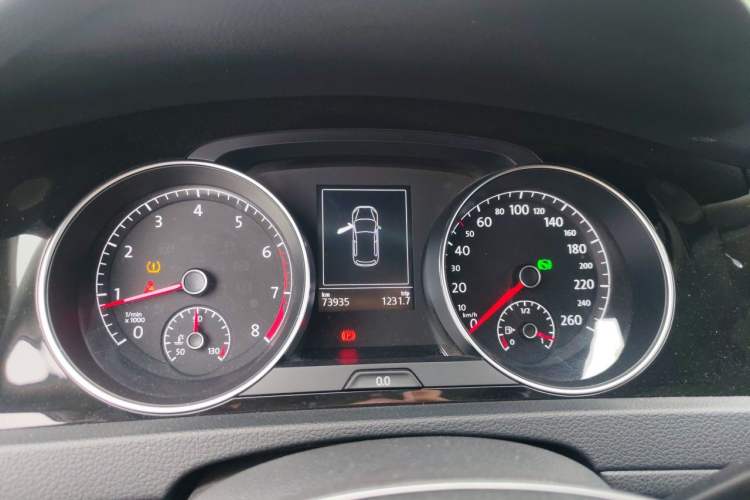 Used Volkswagen Golf 2016 1.4 TSI 25th Anniversary Edition Instrument Cluster