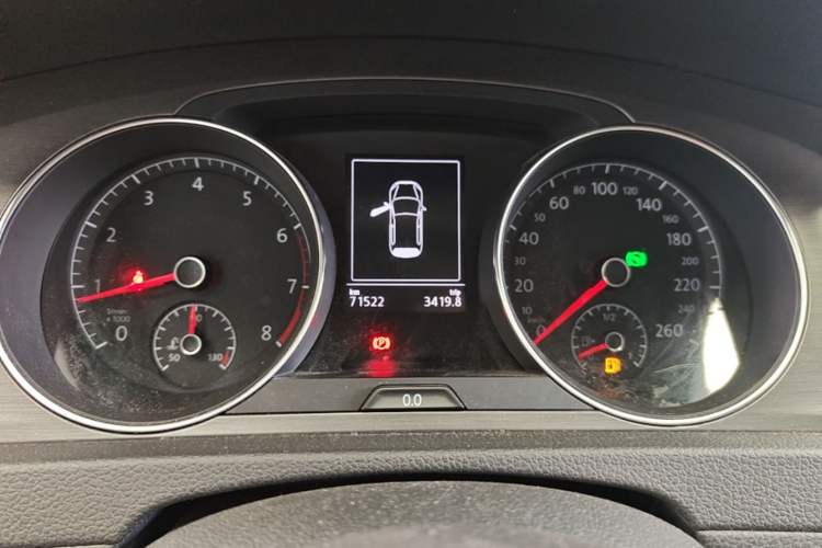 Used Volkswagen Golf 2016 1.6L Automatic Comfort Model Instrument Cluster