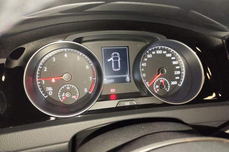Used Volkswagen Golf 2016 280TSI Automatic Flagship Model Instrument Cluster