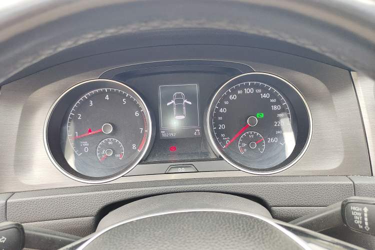 Used Volkswagen Golf 2016 1.6L Automatic Comfort Model Instrument Cluster