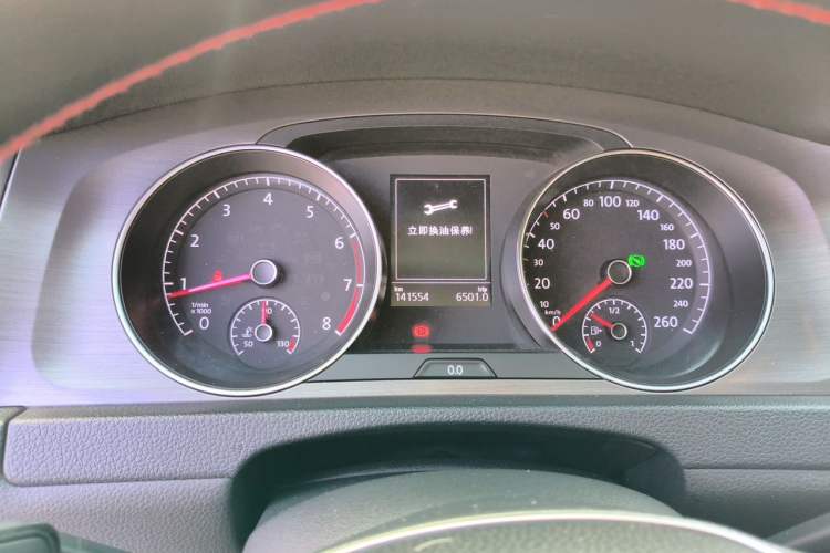 Used Volkswagen Golf 2016 230TSI Automatic Luxury Version Instrument Cluster