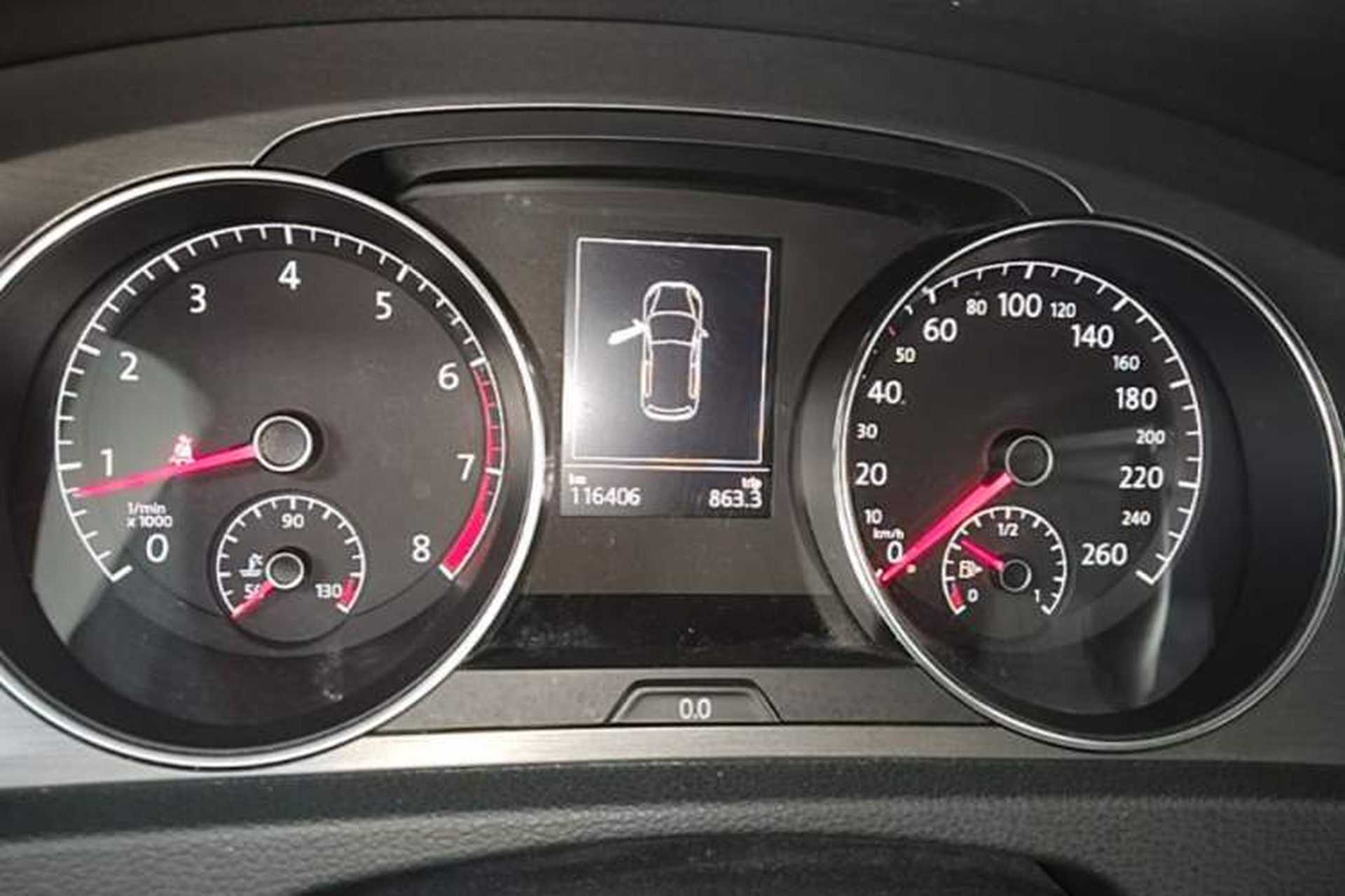 Used Volkswagen Golf 2016 230TSI Automatic Comfort Version Instrument Cluster