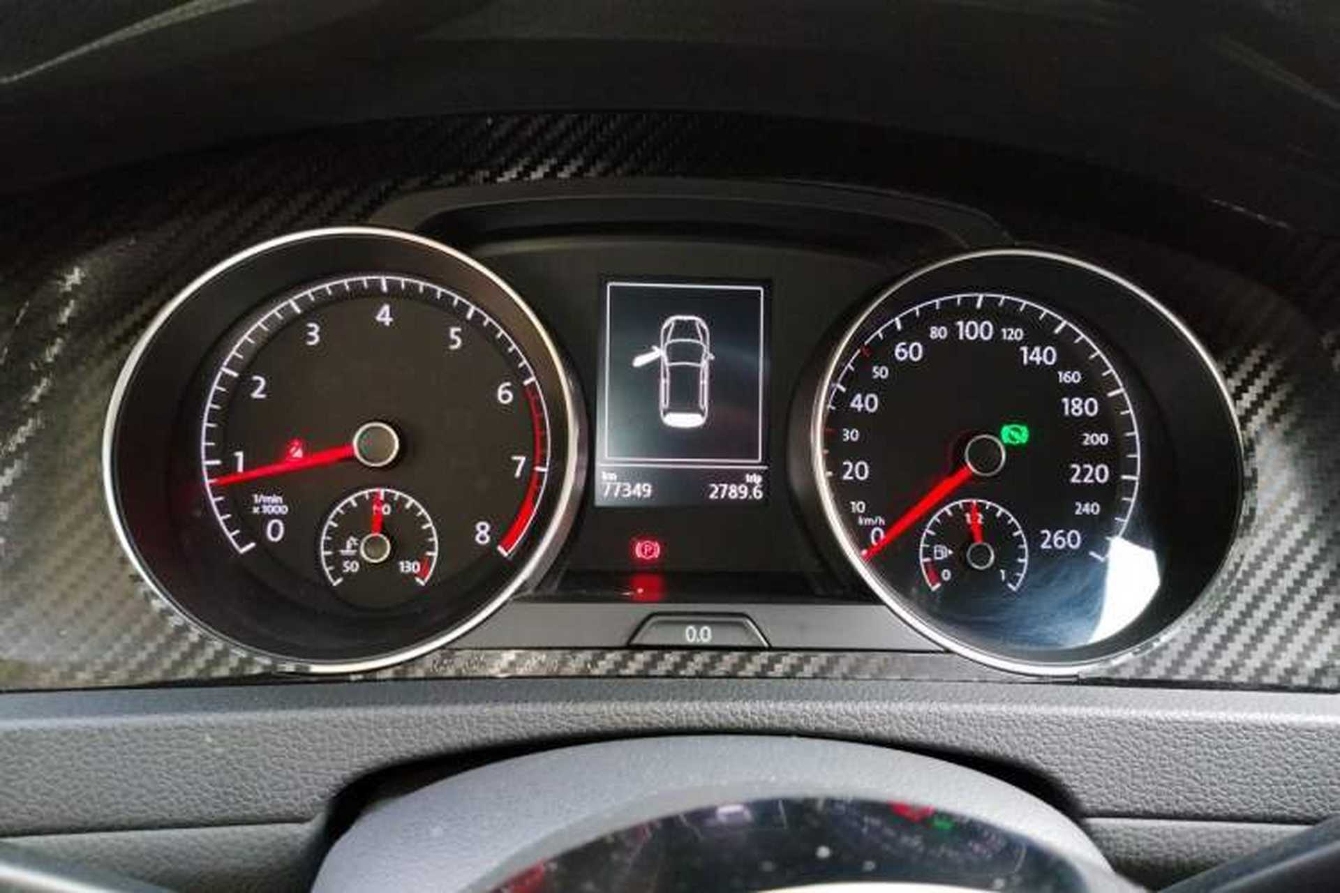 Used Volkswagen Golf 2016 1.4TSI Automatic R-Line Instrument Cluster