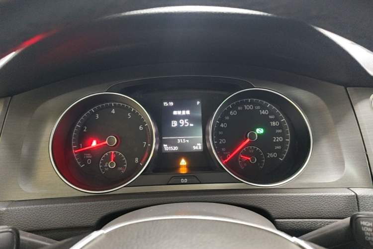 Used Volkswagen Golf 2016 1.6L Automatic Comfort Model Instrument Cluster