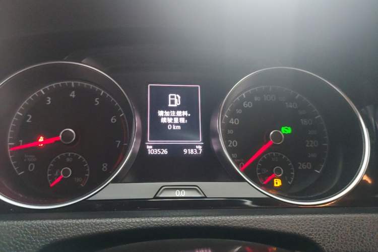 Used Volkswagen Golf 2016 1.4TSI Automatic R-Line Instrument Cluster