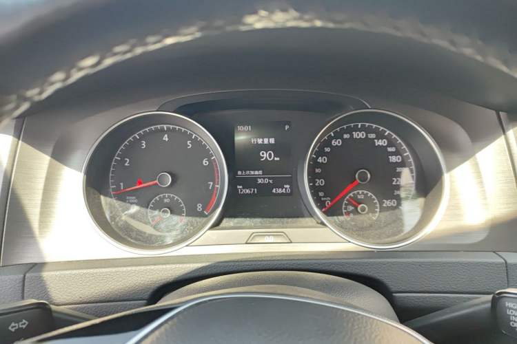 Used Volkswagen Golf 2016 1.6L Automatic Comfort Model Instrument Cluster