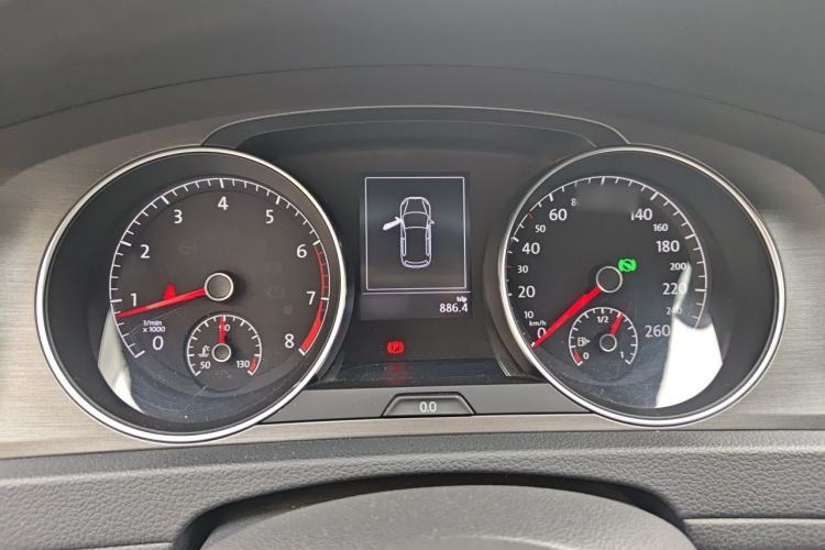 Used Volkswagen Golf 2016 1.6L Automatic Comfort Model Instrument Cluster