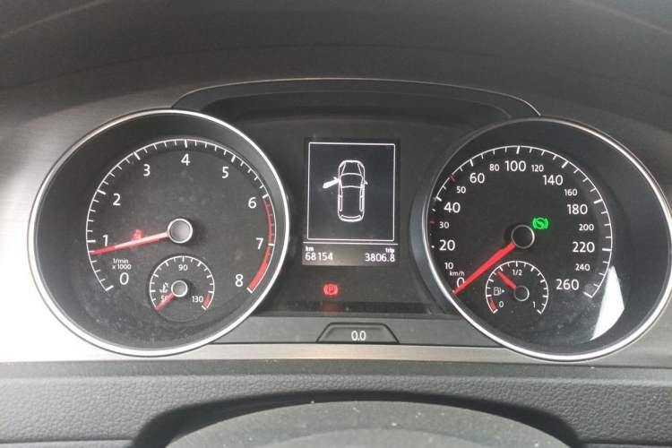 Used Volkswagen Golf 2016 1.6L Automatic Comfort Model Instrument Cluster