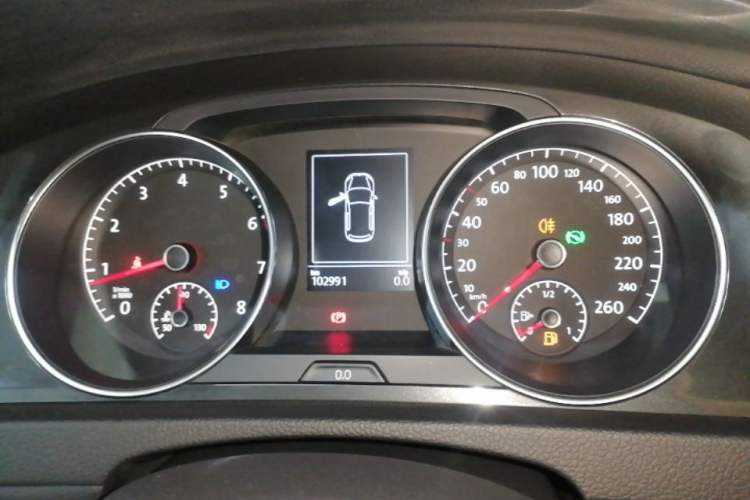 Used Volkswagen Golf 2016 1.6L Automatic Comfort Model Instrument Cluster