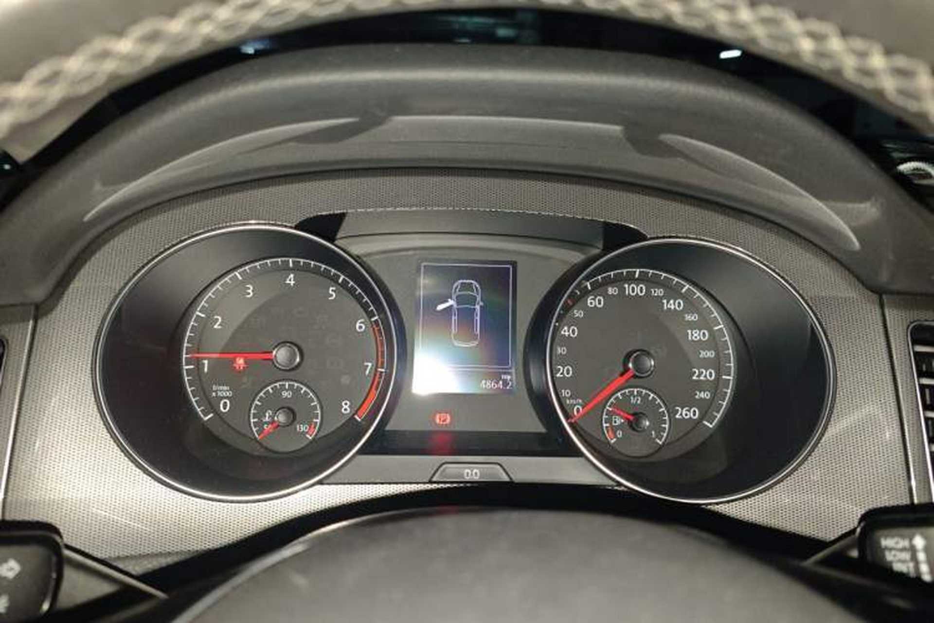 Used Volkswagen Golf 2016 230TSI Automatic Luxury Version Instrument Cluster