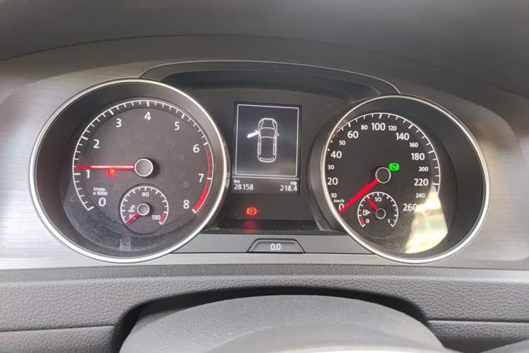 Used Volkswagen Golf 2016 1.6L Automatic Comfort Model Instrument Cluster