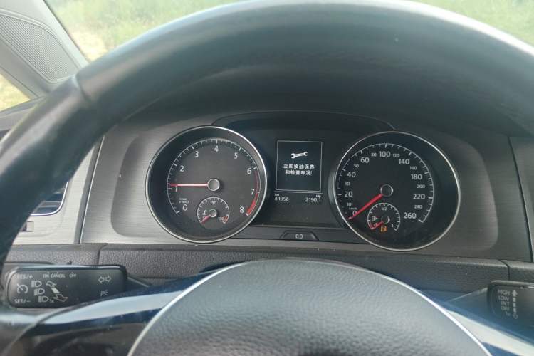 Used Volkswagen Golf 2016 1.6L Automatic Comfort Model Instrument Cluster