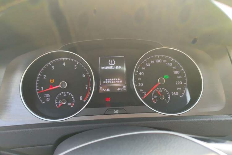 Used Volkswagen Golf 2016 230TSI Automatic Comfort Version Instrument Cluster