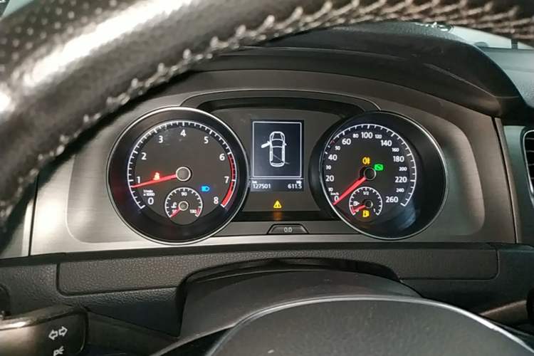 Used Volkswagen Golf 2016 1.6L Automatic Comfort Model Instrument Cluster