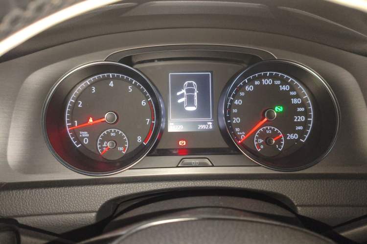 Used Volkswagen Golf 2016 1.6L Automatic Comfort Model Instrument Cluster