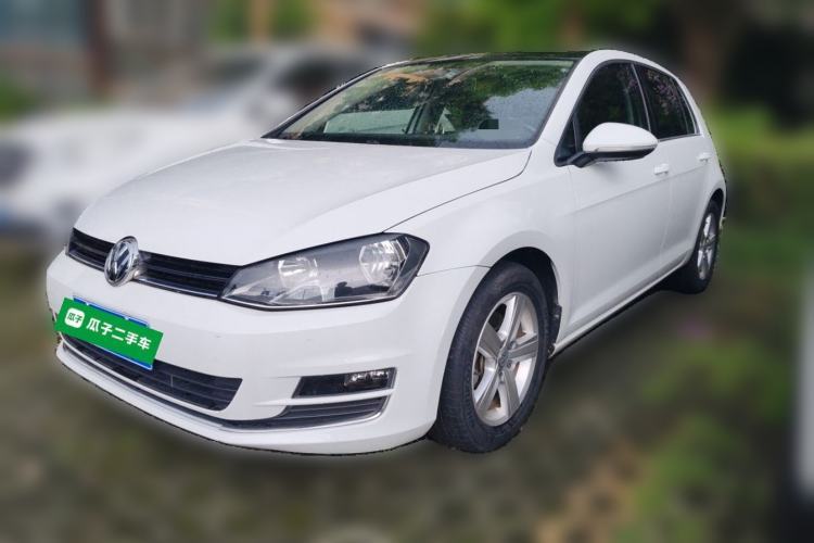 Used Volkswagen Golf 2016 1.6L Automatic Comfort Model Guazi used car, China used car export, Used car for sale, Used Volkswagen cars, Cheapest cars for sale