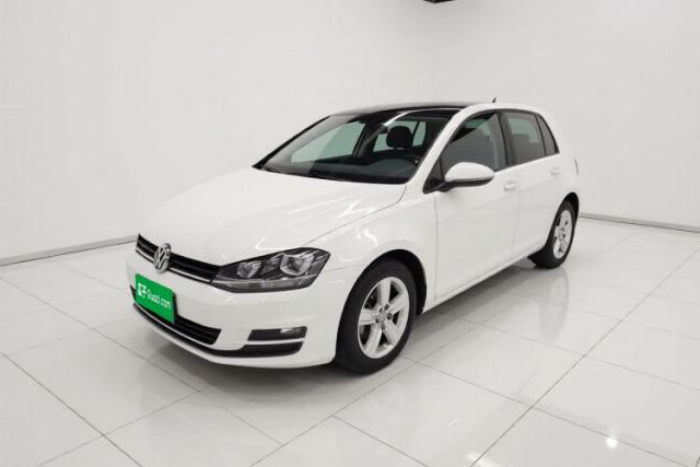 Ojetý Volkswagen Golf 2016 1.6L Automatic Comfort Model