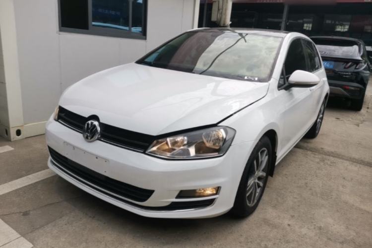 Used Volkswagen Golf 2016 230TSI Automatic Luxury Version Guazi used car, China used car export, Used car for sale, Used  cars, Cheapest cars for sale