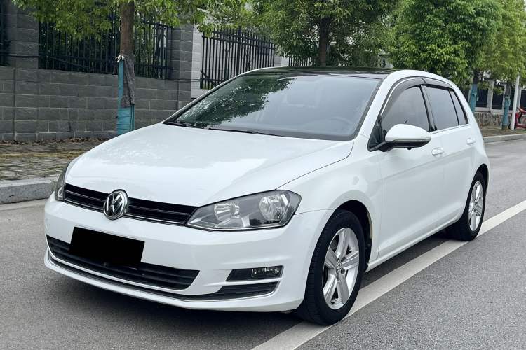 Ojetý Volkswagen Golf 2016 230TSI Automatic Comfort Version Guazi used car, China used car export, Used car for sale, Used  cars, Cheapest cars for sale