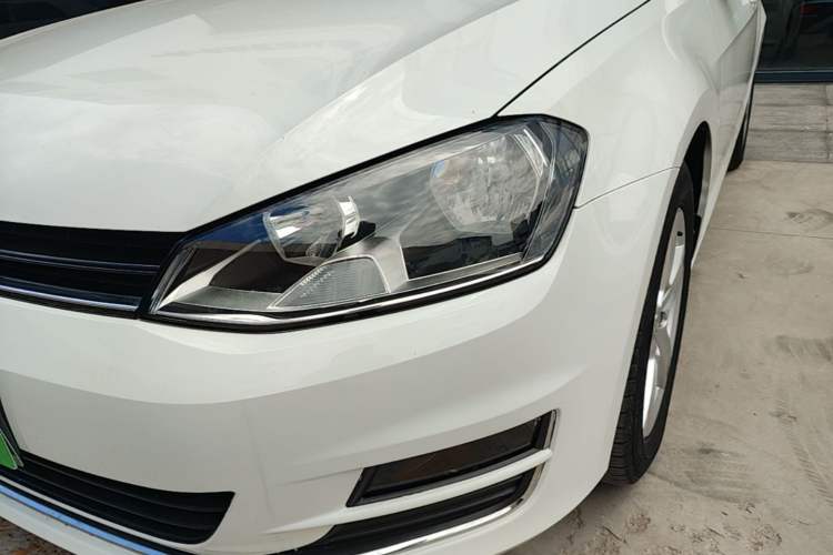 Used Volkswagen Golf 2016 230TSI Automatic Comfort Version Left Front Headlight