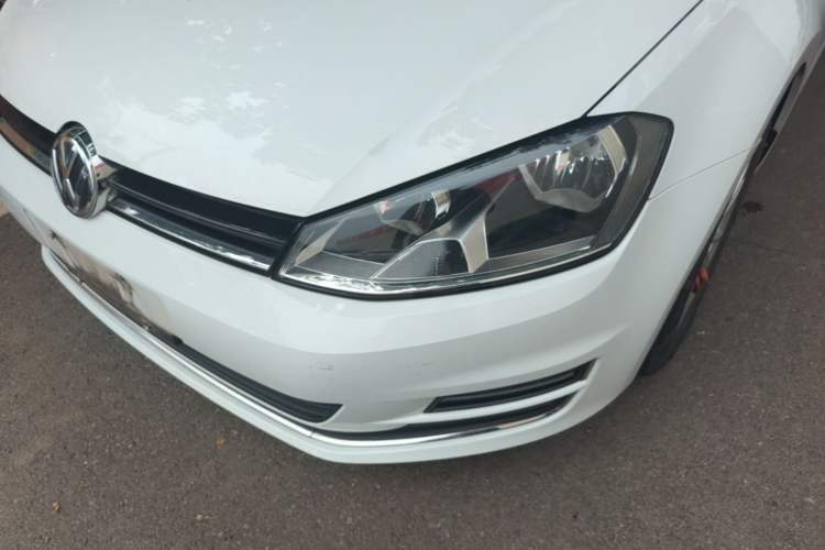 Used Volkswagen Golf 2016 1.6L Manual Fashion Edition Left Front Headlight