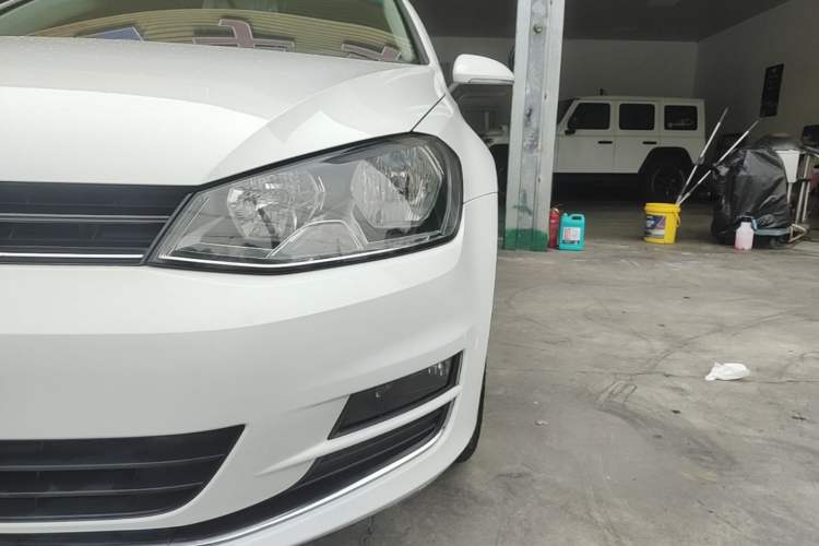 Used Volkswagen Golf 2016 1.6L Automatic Comfort Model Left Front Headlight
