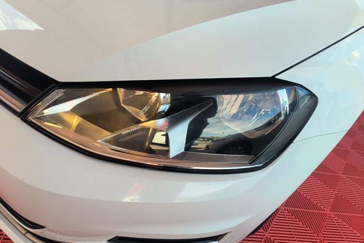 Used Volkswagen Golf 2016 230TSI Automatic Comfort Version Left Front Headlight