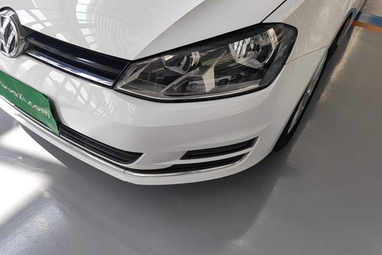 Used Volkswagen Golf 2016 1.6L Automatic Fashion Model Left Front Headlight