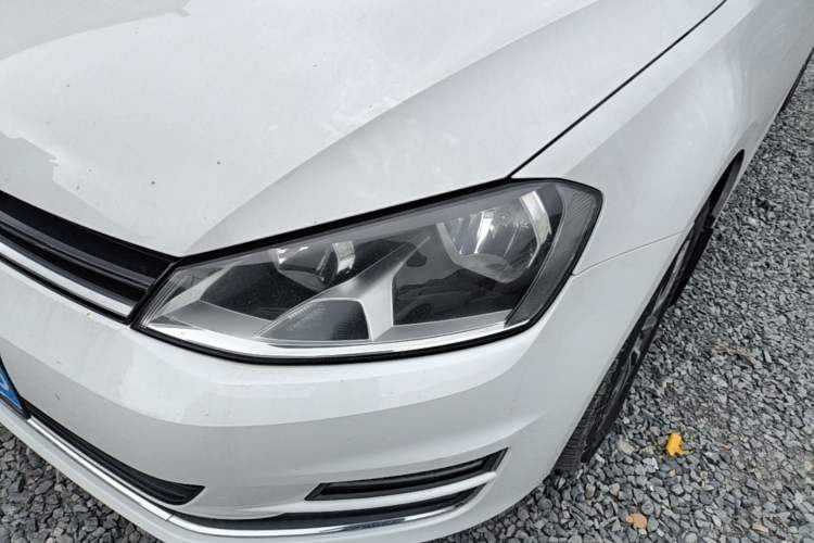 Used Volkswagen Golf 2016 230TSI Automatic Luxury Version Left Front Headlight