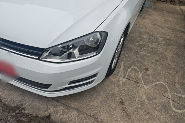 Used Volkswagen Golf 2016 230TSI Automatic Comfort Version Left Front Headlight