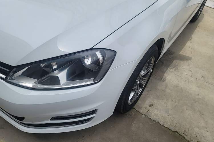 Used Volkswagen Golf 2016 230TSI Automatic Comfort Version Left Front Headlight