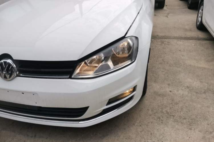 Used Volkswagen Golf 2016 230TSI Automatic Luxury Version Left Front Headlight