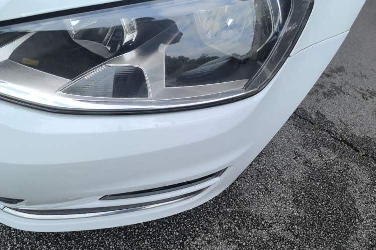 Used Volkswagen Golf 2016 230TSI Automatic Comfort Version Left Front Headlight