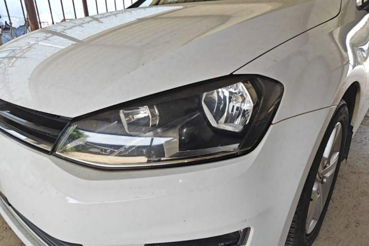 Used Volkswagen Golf 2016 1.6L Automatic Comfort Model Left Front Headlight