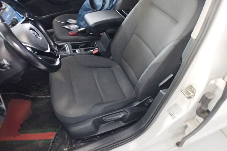Used Volkswagen Golf 2016 1.6L Automatic Comfort Model Left Front Seat