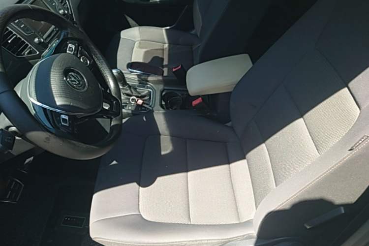 Used Volkswagen Golf 2016 230TSI Automatic Comfort Version Left Front Seat