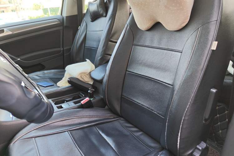 Used Volkswagen Golf 2016 230TSI Automatic Comfort Version Left Front Seat