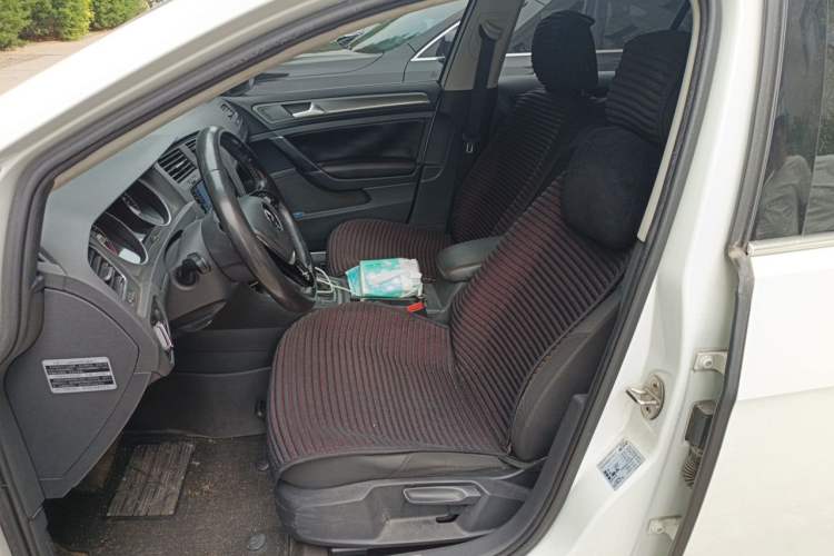 Used Volkswagen Golf 2016 230TSI Automatic Comfort Version Left Front Seat
