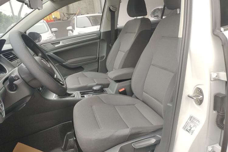 Used Volkswagen Golf 2016 1.6L Automatic Comfort Model Left Front Seat