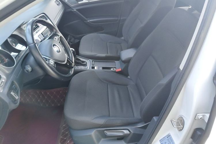 Used Volkswagen Golf 2016 230TSI Automatic Comfort Version Left Front Seat