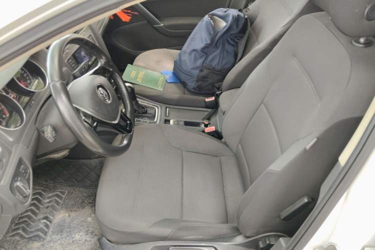 Used Volkswagen Golf 2016 230TSI Automatic Comfort Version Left Front Seat