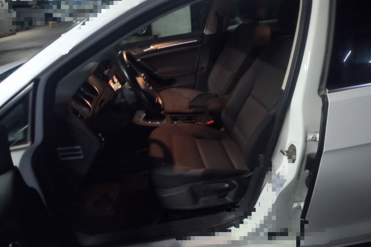 Used Volkswagen Golf 2016 230TSI Automatic Comfort Version Left Front Seat