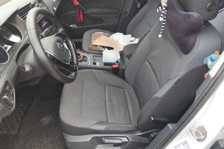 Used Volkswagen Golf 2016 1.6L Automatic Comfort Model Left Front Seat