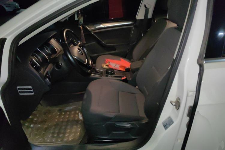 Used Volkswagen Golf 2016 230TSI Automatic Comfort Version Left Front Seat
