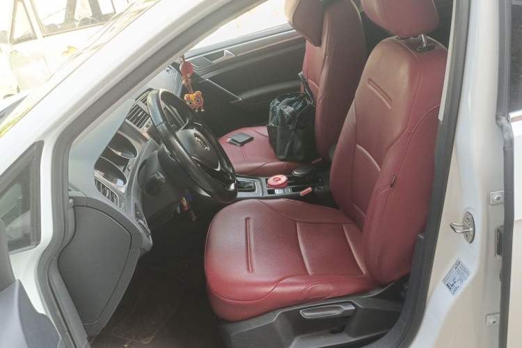 Used Volkswagen Golf 2016 230TSI Automatic Comfort Version Left Front Seat