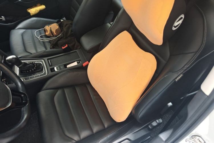 Used Volkswagen Golf 2016 230TSI Automatic Luxury Version Left Front Seat