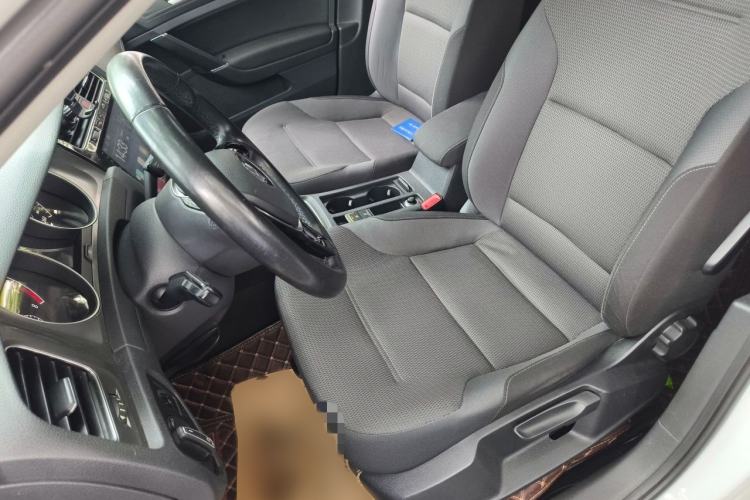 Used Volkswagen Golf 2016 230TSI Automatic Comfort Version Left Front Seat