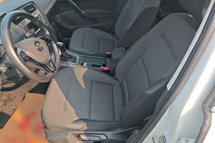 Used Volkswagen Golf 2016 230TSI Automatic Comfort Version Left Front Seat