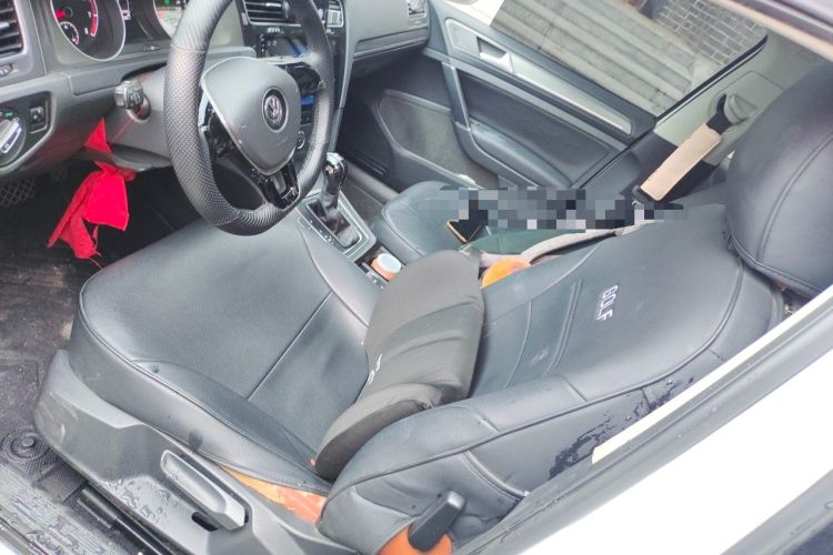 Used Volkswagen Golf 2016 230TSI Automatic Comfort Version Left Front Seat