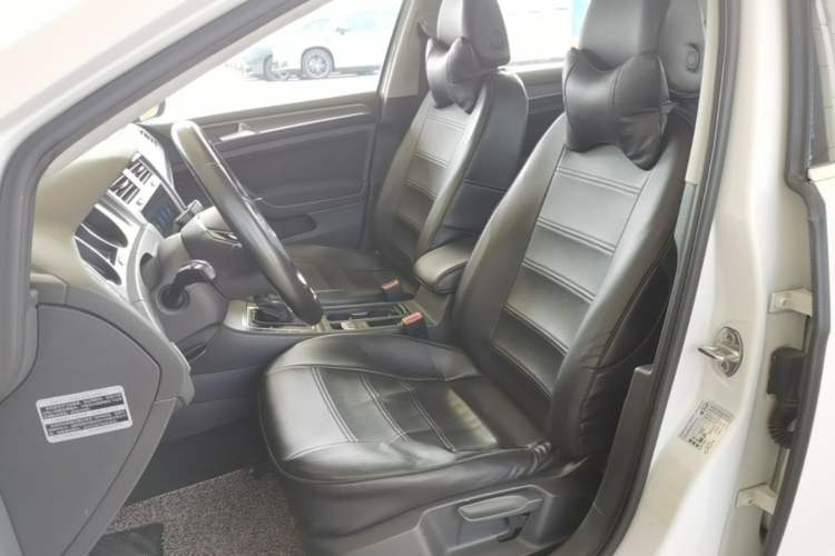 Used Volkswagen Golf 2016 1.6L Automatic Comfort Model Left Front Seat